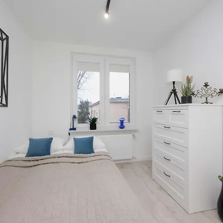 Wyjatkowy Dla 4 Osob By Renters Appartement Pruszków